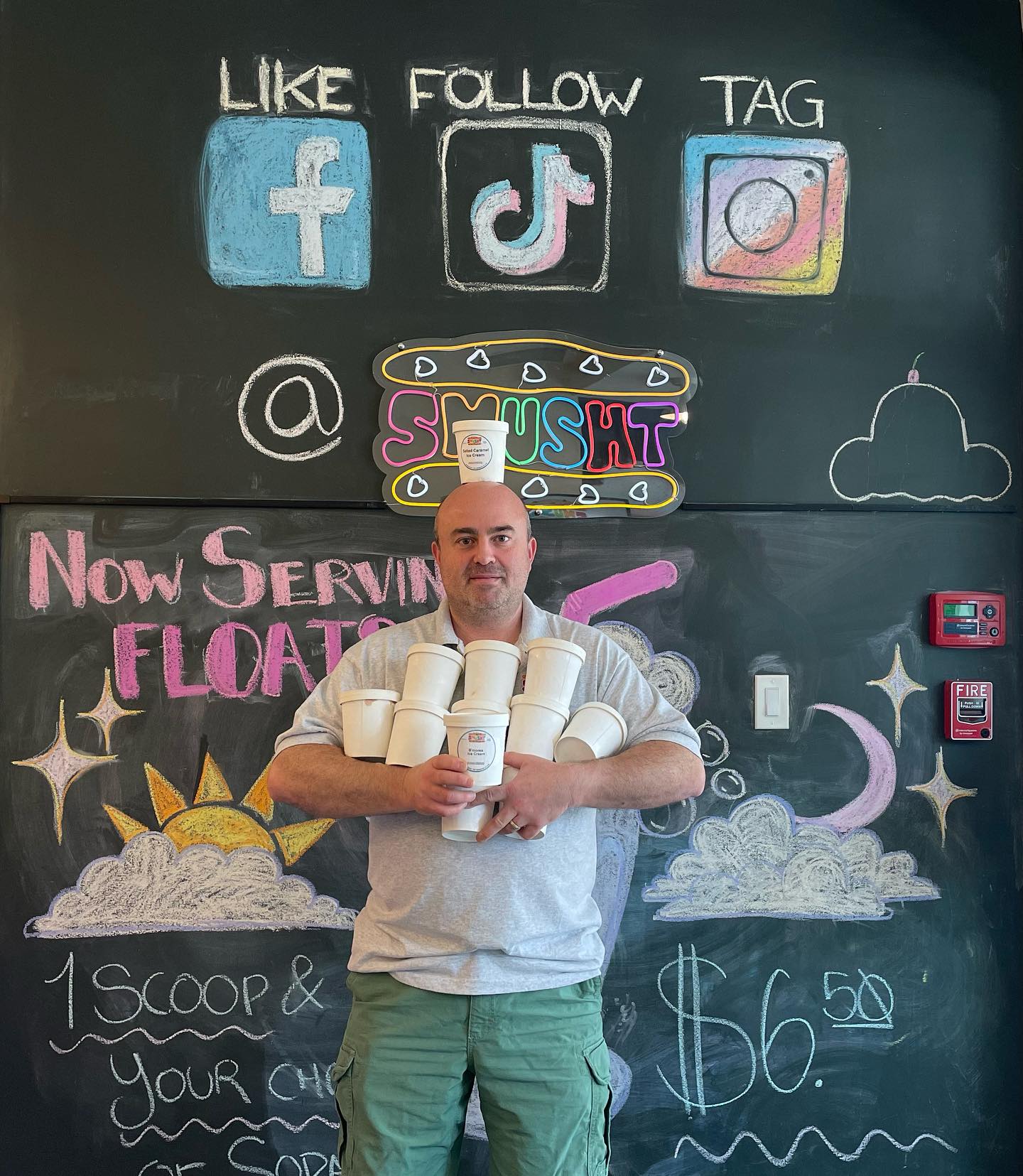 Smusht in Port Washington Serves Up Unique Ice Cream Cookie Sandwiches